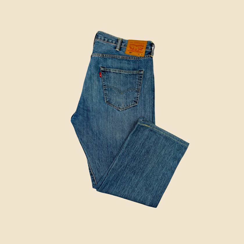 Jean LEVI'S 501 original denim bleu délavé - Taille W38/L30 (48/50FR)