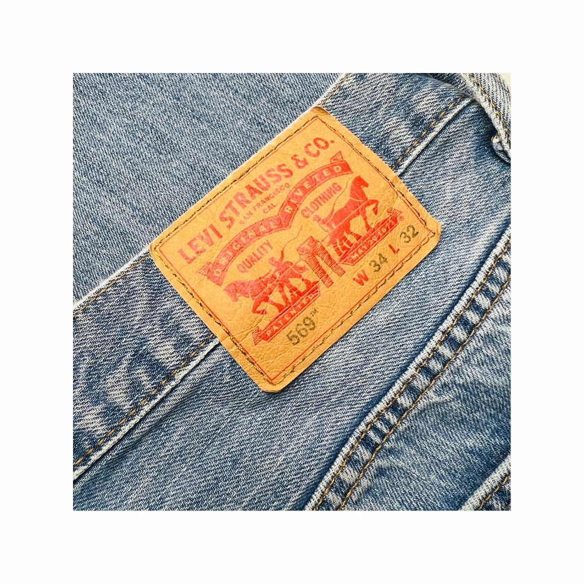 Jean LEVI'S 569 loose fit faded blue denim - Size W34/L32 (44FR)