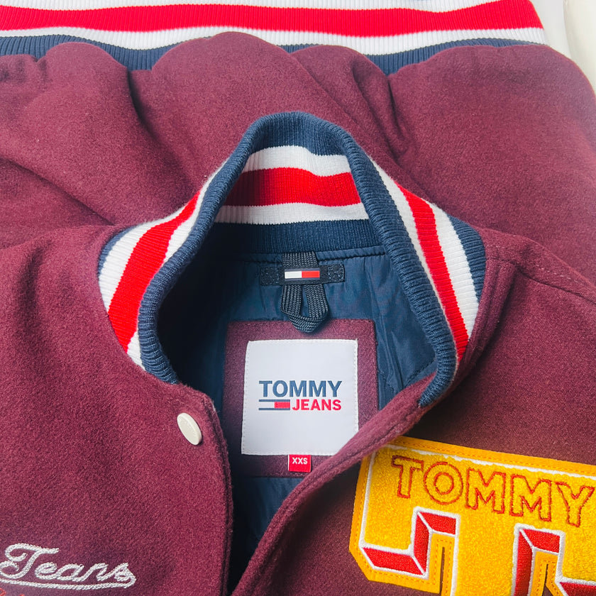 TOMMY HILFIGER Burgundy & White Jeans Jacket - Sizes XXS to S