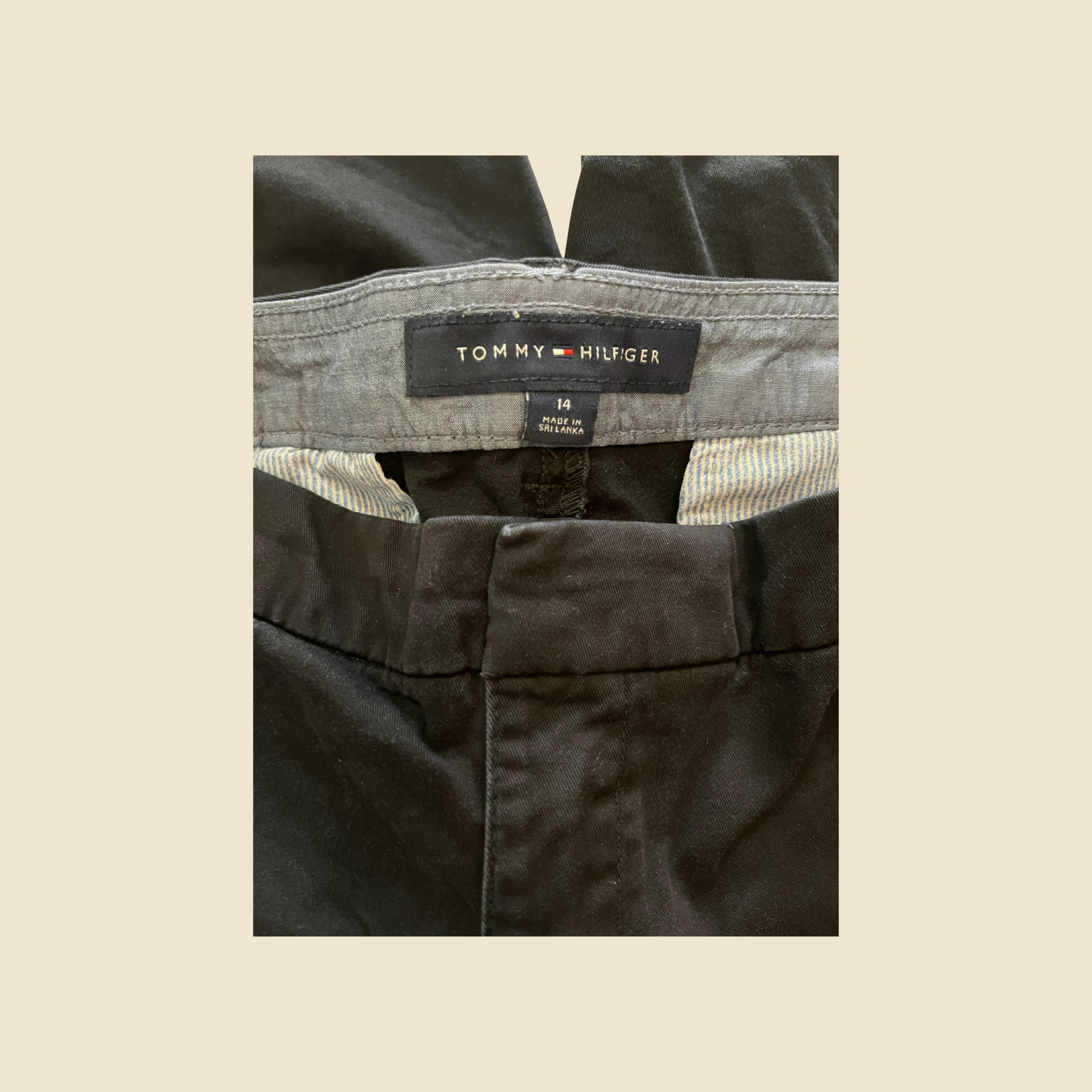 Short chino TOMMY HILFIGER bleu marine - Taille 14 (44/46 FR)