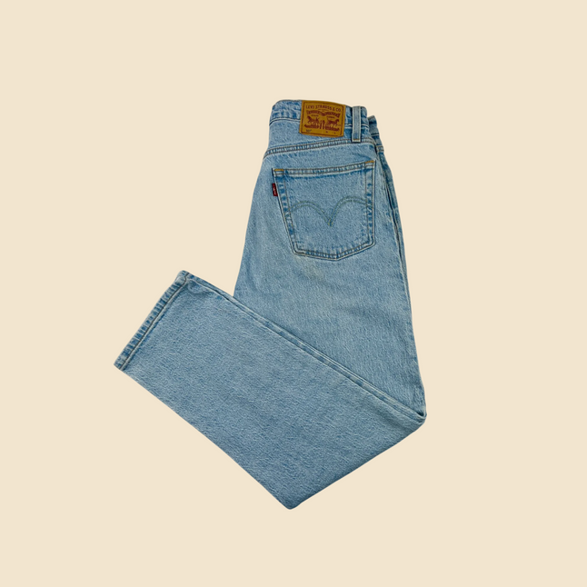 Levi's 501 faded blue jeans - Size W26/L26 (32/34FR)